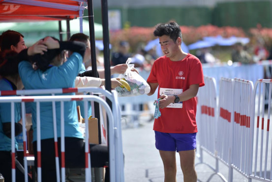 康养之城跑向未来——桃源100分·2024康县青龙山半程马拉松鸣枪开赛(图8)