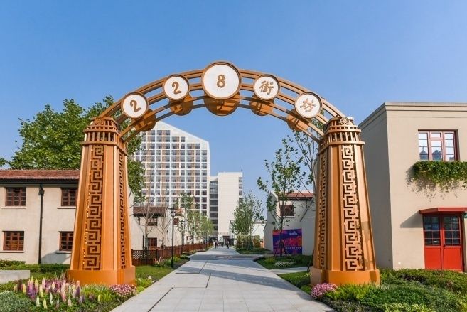 打卡这场摄影展聆听他们对这座城市的深情告白(图1)