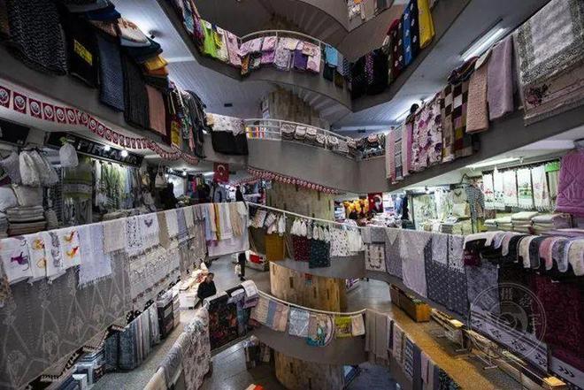 揭晓2024年第六届葡萄牙里斯本国际摄影展获奖作品（上）(图1)