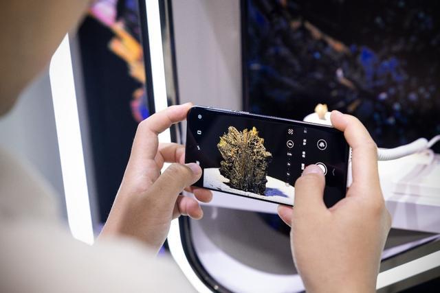 2024华为影像品牌之夜：科技与艺术的交汇点定义影像新潮流(图3)