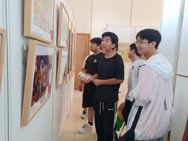 2024年顺义区文化馆书法美术摄影作品下基层巡展走进李遂镇(图2)