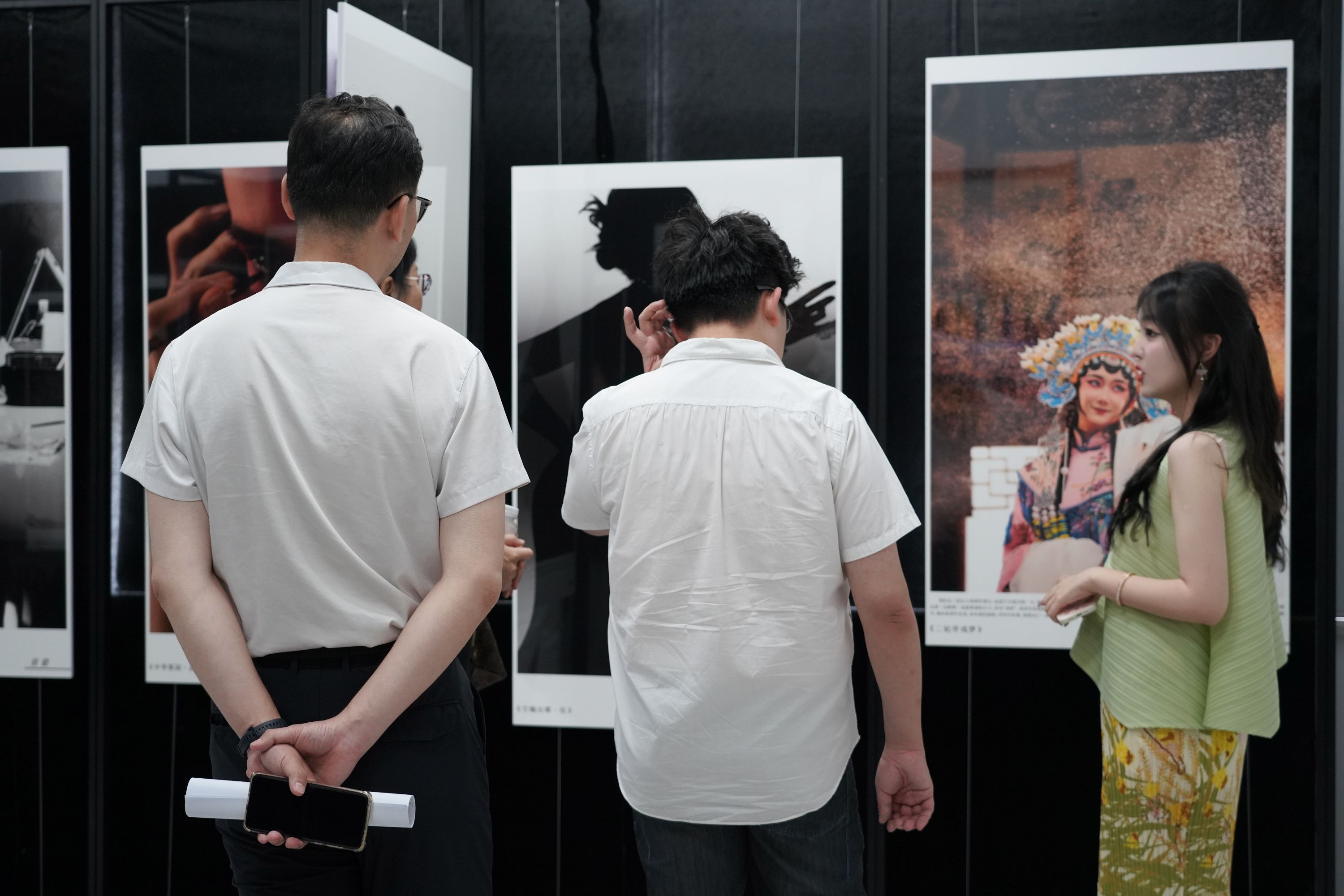 武汉音乐学院首个摄影毕设展今日开展(图3)