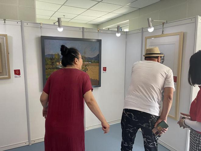 2024年顺义区文化馆书法美术摄影作品下基层巡展走进赵全营镇(图3)