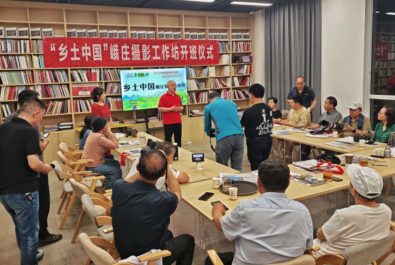 【钱眼2024】“乡土中国”峨庄摄影工作坊成果展示(图1)