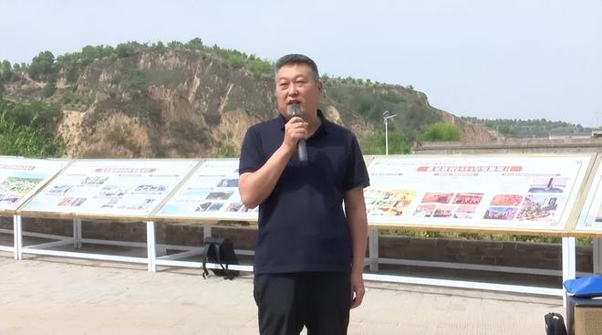 “山西画报社摄影创作基地”授牌仪式在方山县举行(图2)