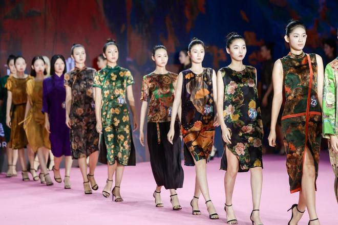 2024新发现全球设计师和模特中国区总汇演落幕：三大看点真惊艳(图8)