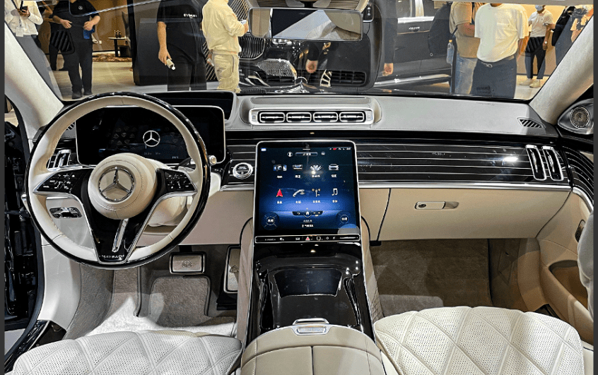 2024款奔驰迈巴赫S580拍摄并发布最帅车型照(图13)