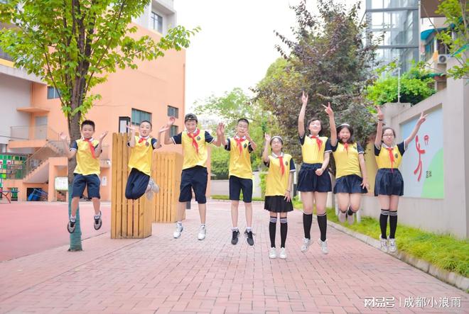 2024届毕业照丨毕业合影拍摄要点整理(图3)