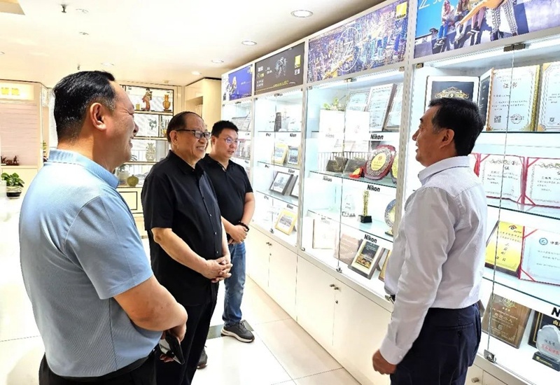 东方国际摄影：加强交流与合作携手共进向未来(图1)