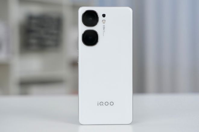iQOO是什么牌子手机？2024年四款性价比高质量好手机推荐(图3)