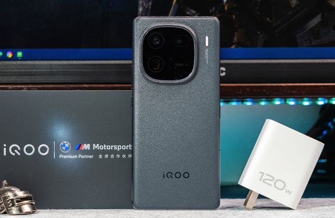 iQOO是什么牌子手机？2024年四款性价比高质量好手机推荐(图4)