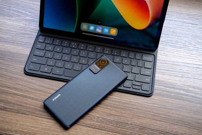 小米新机曝光：4K分辨率+512GB可能是小米CiviPro？(图2)