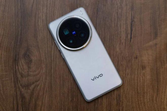 以Pro之名挑战UltravivoX200Pro深度体验(图1)