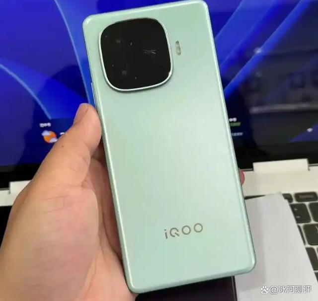 2024vivo旗舰手机测评性能、屏幕、续航的较量一步到位用5年(图2)