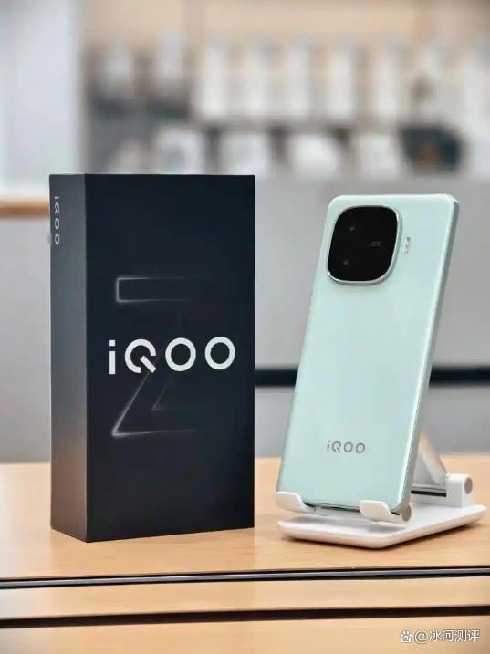 2024vivo旗舰手机测评性能、屏幕、续航的较量一步到位用5年(图1)