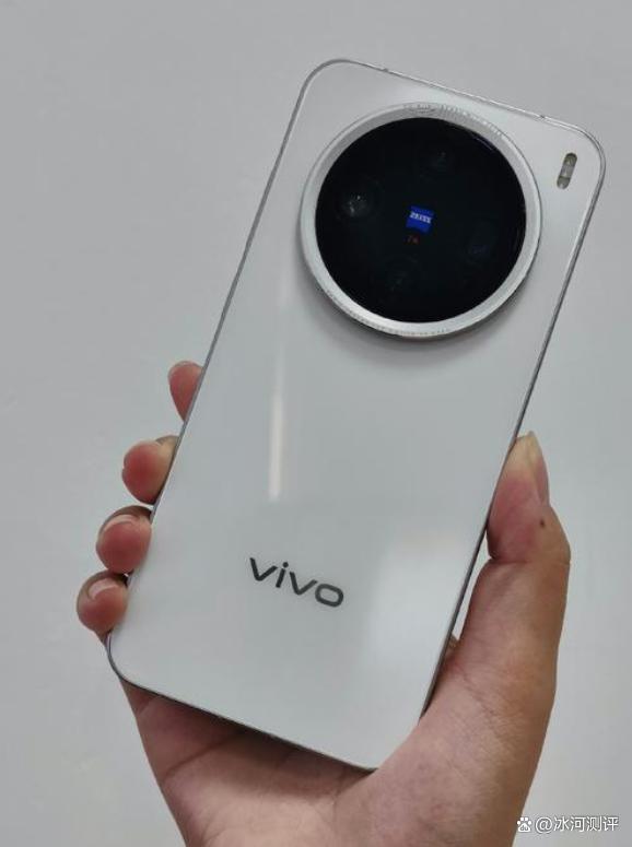 2024vivo旗舰手机测评性能、屏幕、续航的较量一步到位用5年(图10)