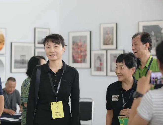 聚焦2024平遥国际摄影大展⑩丨一座城一个展2024平遥国际摄影大展焕发古城新活力(图8)