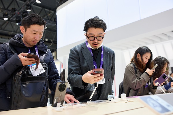 用影像科技赋能用户情感华为MWC2024展现影像新高度(图5)