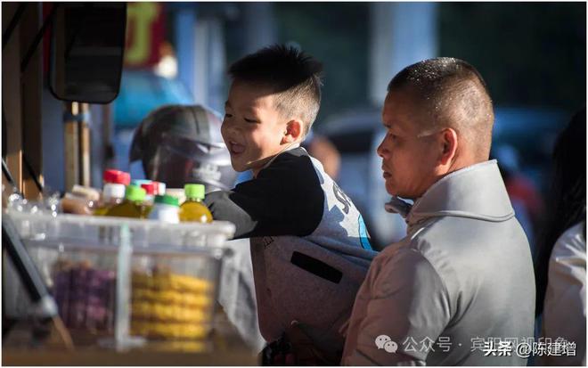 【宾阳优秀摄影】2024：街边的故事(图2)