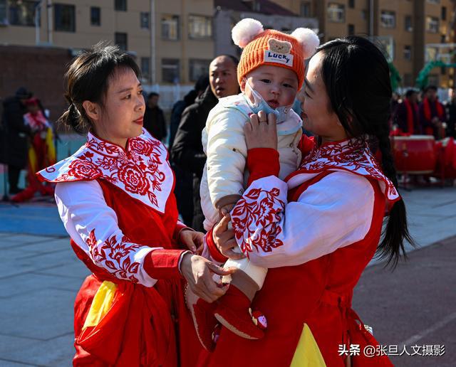 点评临汾摄影人20多张元宵节的作品丰富多彩突出了浓浓的年味真美(图2)