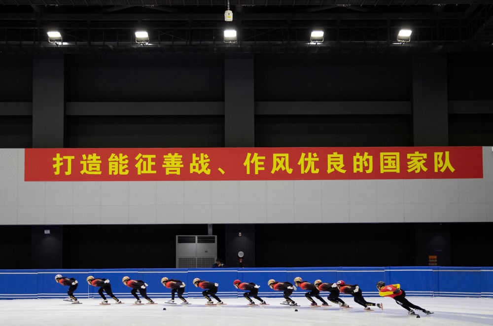 镜观·回响丨冰雪闪耀映照澎湃中国(图5)