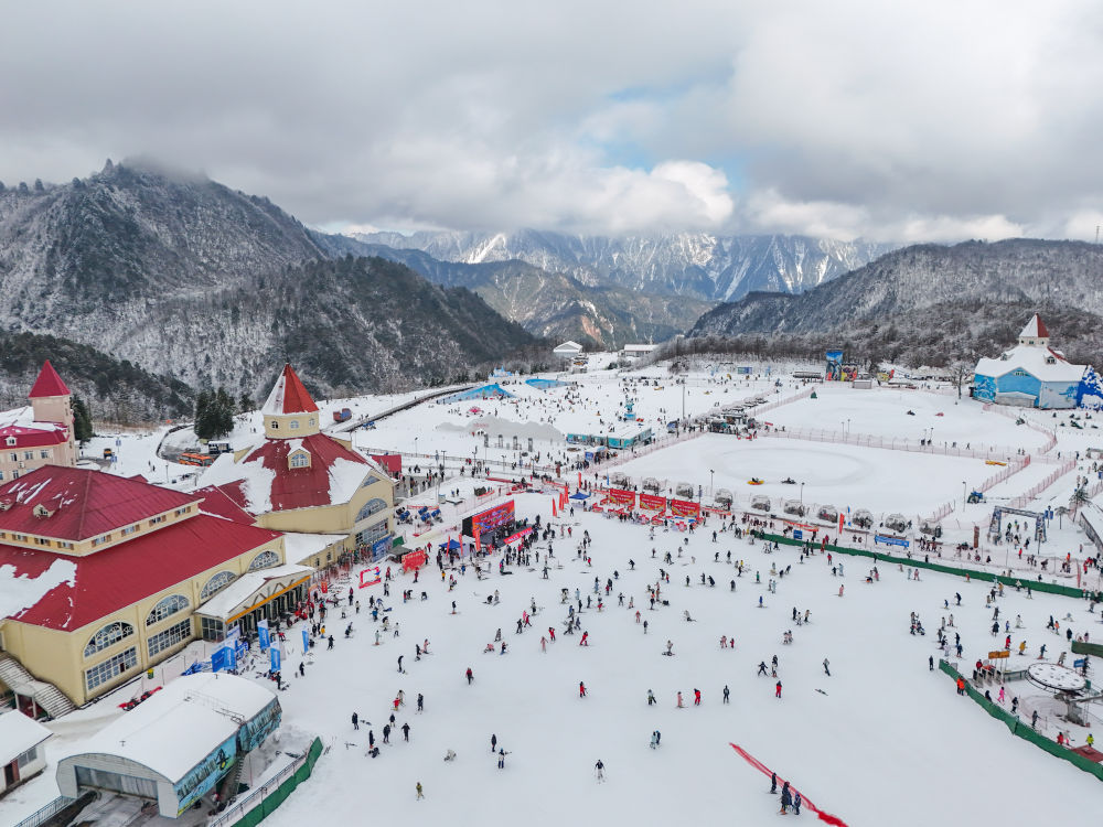 镜观·回响丨冰雪闪耀映照澎湃中国(图10)
