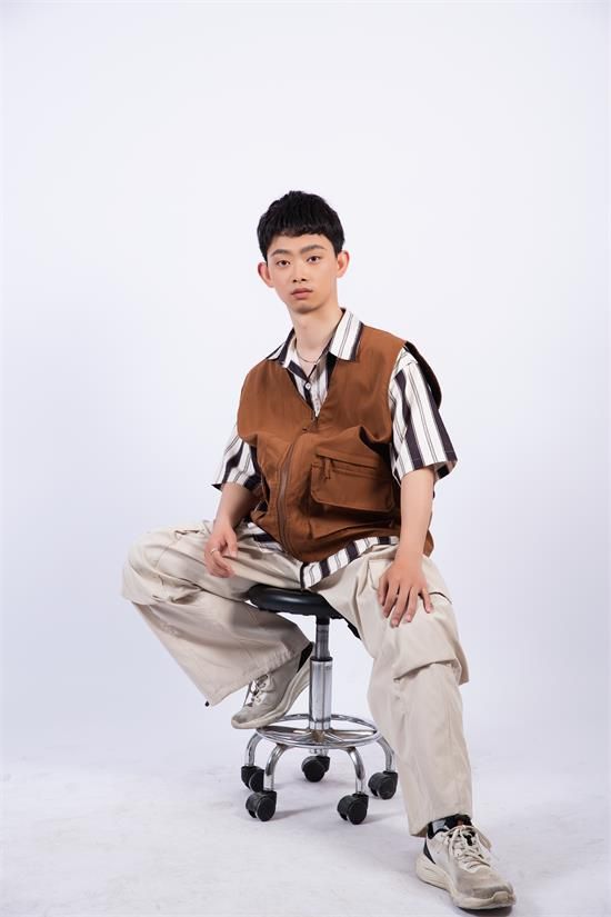 网拍模特祝军：时尚界的追梦人自我超越的典范(图4)