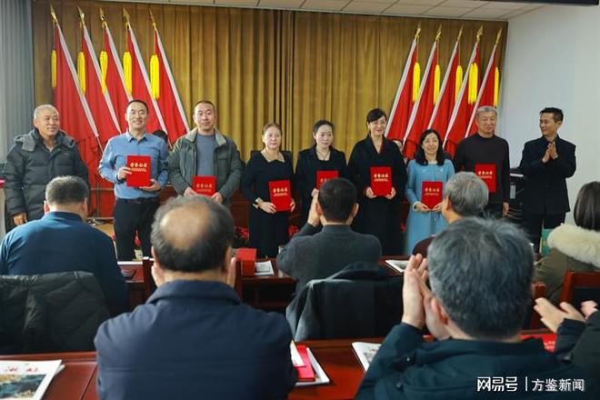 定格瞬间共赴光影之约——临县摄影家协会2024年会胜利召开(图3)