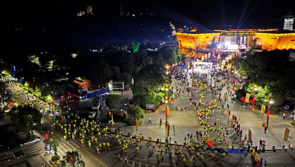 鹰潭龙虎山“体育+旅游”盛宴燃爆旅游市场新热度(图5)