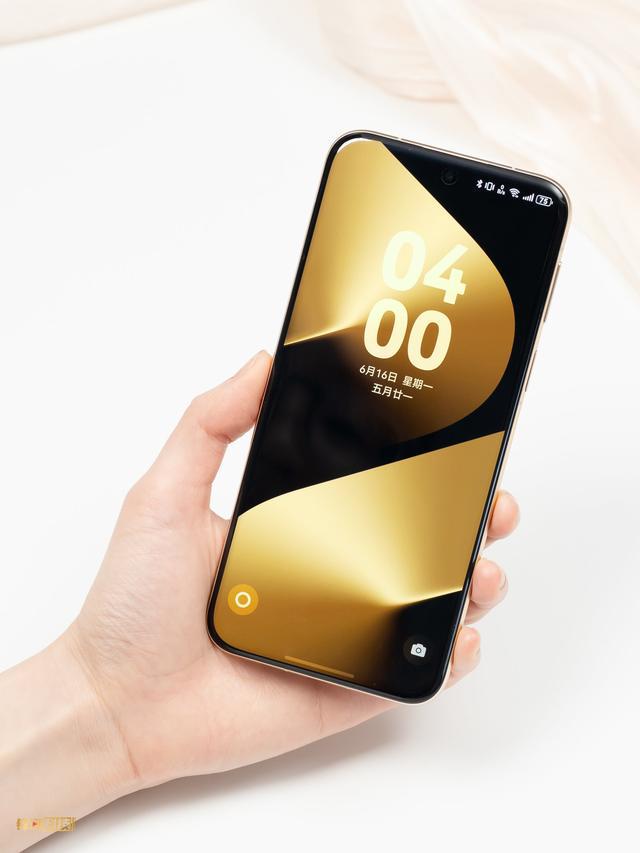 华为Pura80Ultra上手玩：这次背面足足给你五个摄像头(图13)