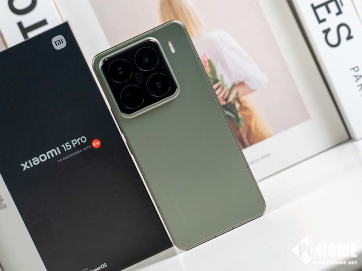 冲击千万销量小米15华为Mate70系列表现坚挺(图2)