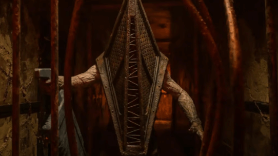 《寂静岭》电影主演自曝拍摄太痛苦：崩溃后去水疗(图2)