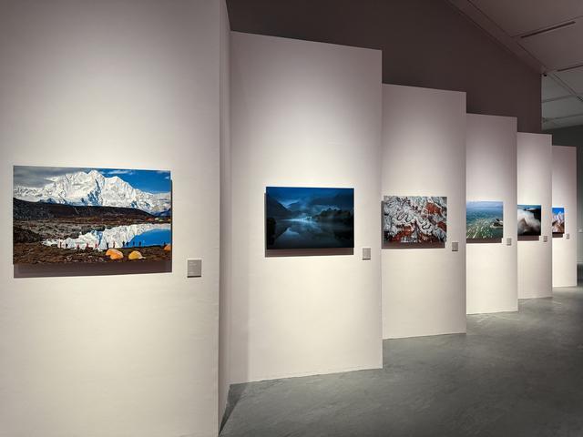 290余件佳作聚焦时代主题全国优秀摄影作品展览亮相四川美术馆(图2)