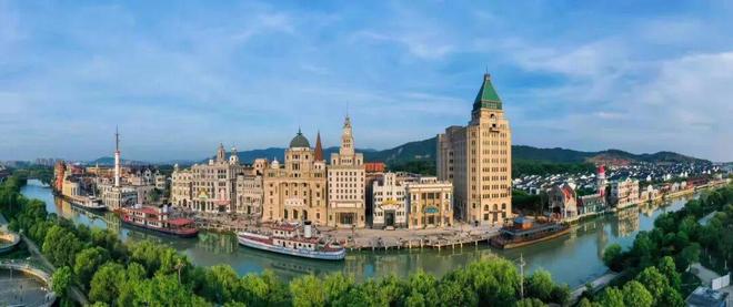 “批量生产霸总、月产600部爽剧”这城市的另一重身份曝光了(图9)