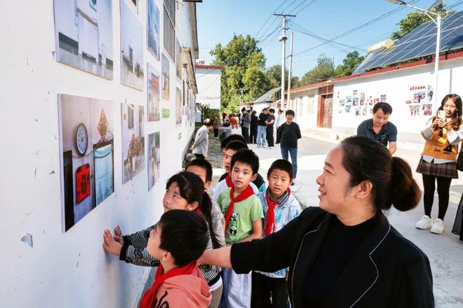 大众摄影杂志刊登 狼牙山下看“村展”——以蕴含学术智慧的品牌推动文艺赋美乡村(图9)