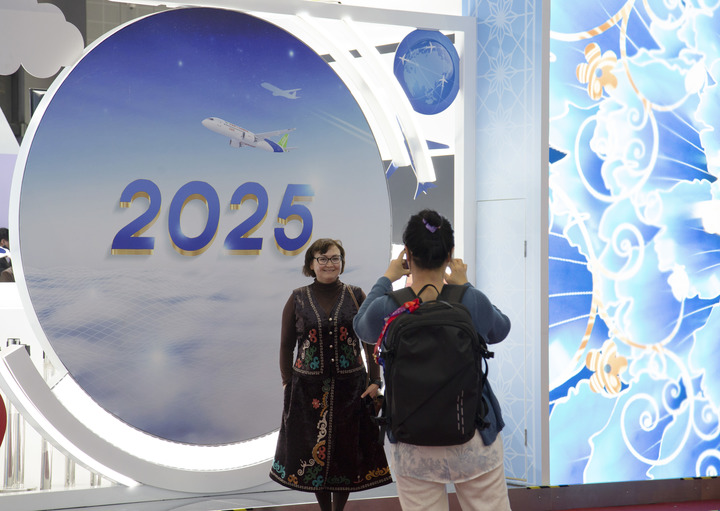 第八届进博会丨共赴进博之约！中国以高水平开放与世界共享发展机遇(图1)