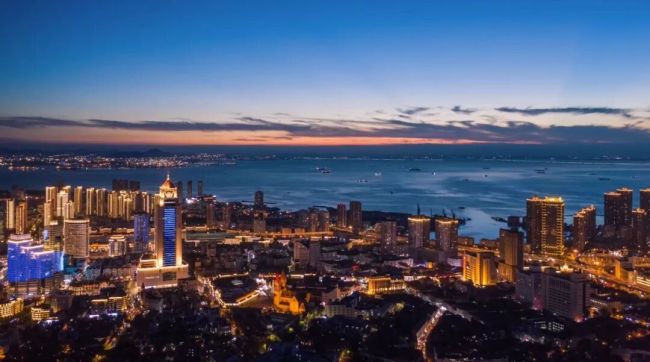 竖屏里的青岛：崛起的北方微短剧高地瞄准海内外的“爆款制造”(图1)