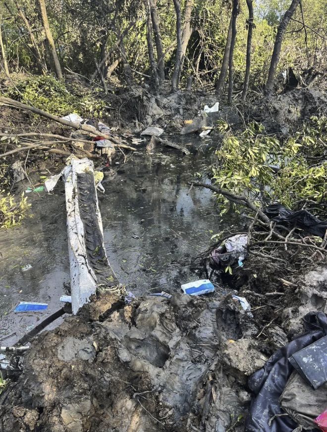 泰国2024年一空难事故5名中国游客遇难最小12岁遇难者男友发声：案件推进缓慢(图4)