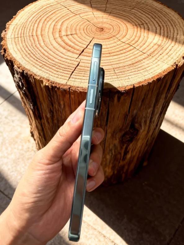 2025拍照手机第一名公认的拍照全能王第四名是创作自由派(图2)