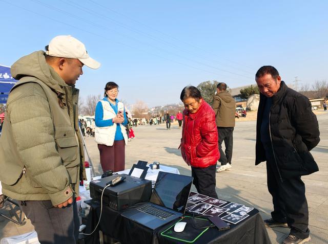 用镜头捕捉幸福光影听障摄影师唐军的逐梦之路(图6)