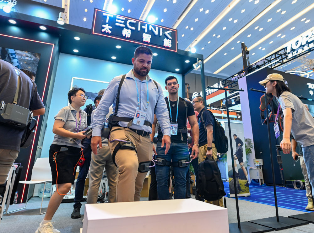 镜观中国｜影像回眸“十四五”——全面深化改革扩大高水平开放(图17)