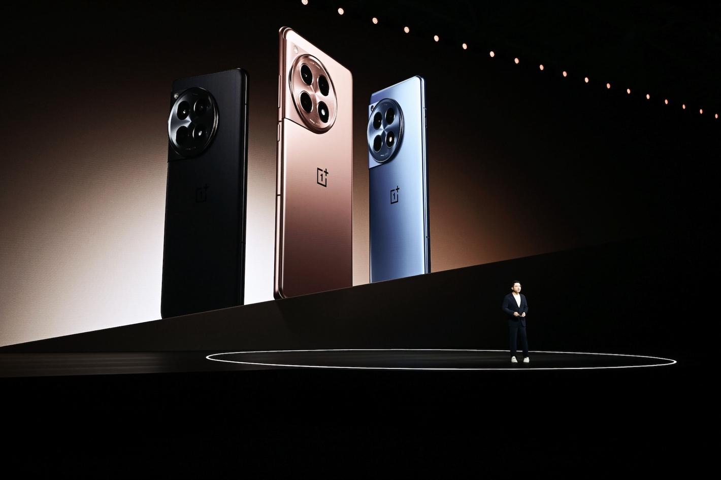 性能、屏幕、续航、质感全面领先同档一加Ace3售价2599元起(图3)