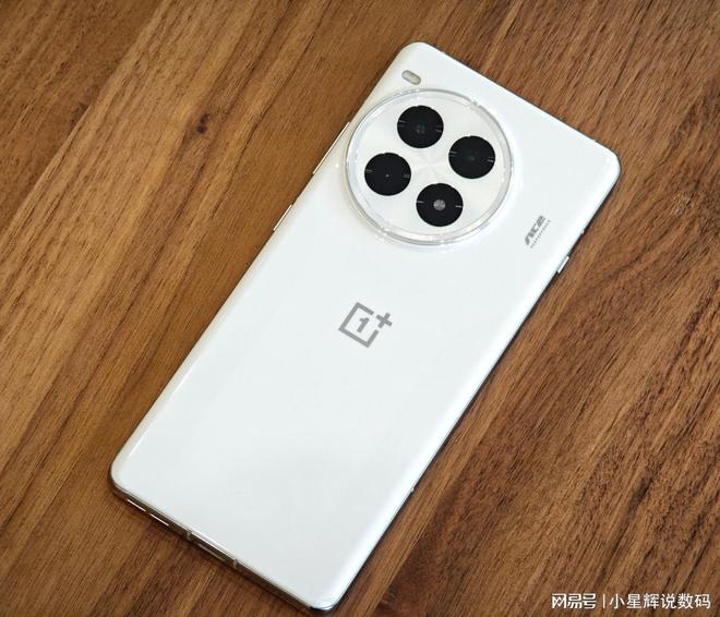 2024年可以闭眼入手的3款手机口碑好用五年不过时都是真香机(图6)