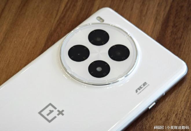 2024年可以闭眼入手的3款手机口碑好用五年不过时都是真香机(图7)