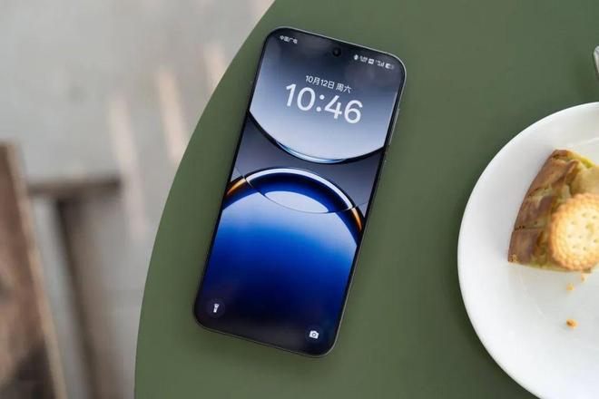 2024年终「值得买」的7款旗舰手机(图14)