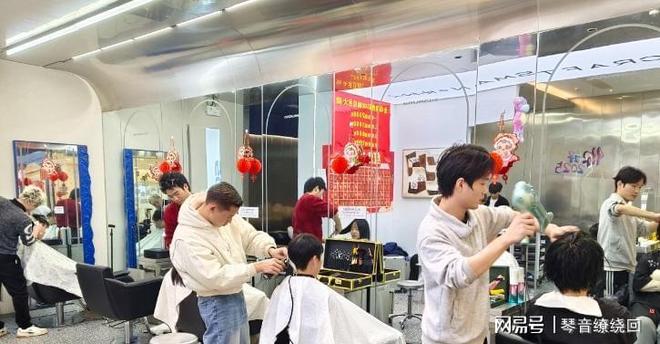 中国经济总量超美10万亿登顶世界第一的弯道超车之谜(图5)